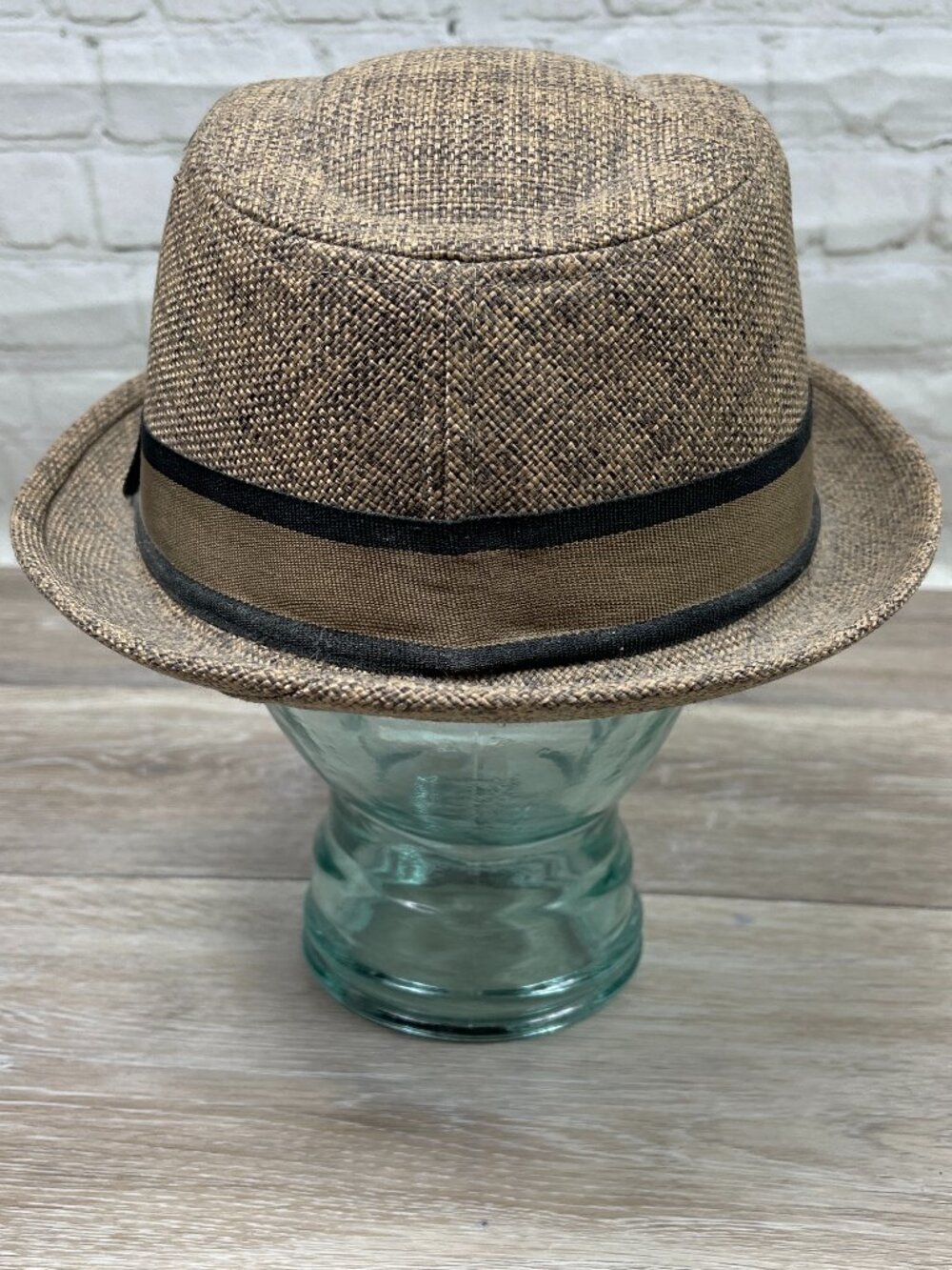 TAN AND BLACK TWEED LIKE FEDORA - Picture 3 of 12